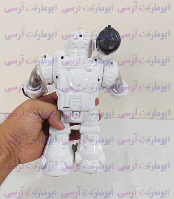 ربات مبارز تیرانداز چراغ‌ و صدادار حرکتی باتری‌خور